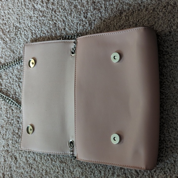 Badgley Mischka beautiful pink purse - Picture 4 of 10